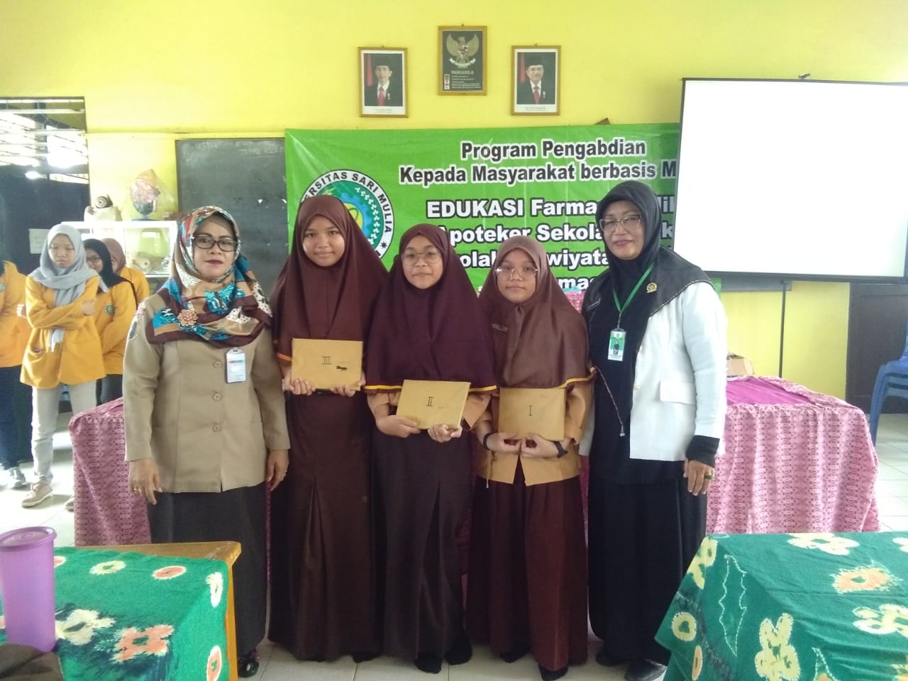 Pengabdian Kepada Masyarakat, Edukasi Farmasi Cilik (Apoteker Sekolah Cilik) di Sekolah Adiwiyata SMPN 19 Banjarmasin