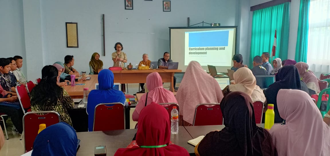 Workshop Peninjauan Kurikulum Dan Persamaan Persepsi Pendidikan ...