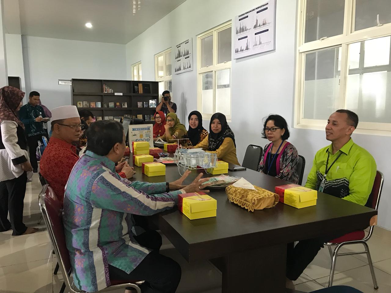 UPT Perpustakaan Universitas Sari Mulia Meraih Predikat Akreditasi B Di ...