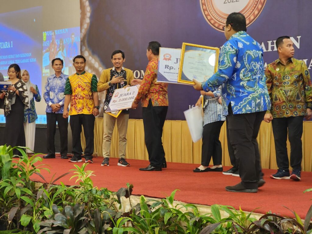 Dua Dosen Universitas Sari Mulia Raih Kejuaraan pada Festival Kompetensi Inovasi Kota Banjarmasin 2022